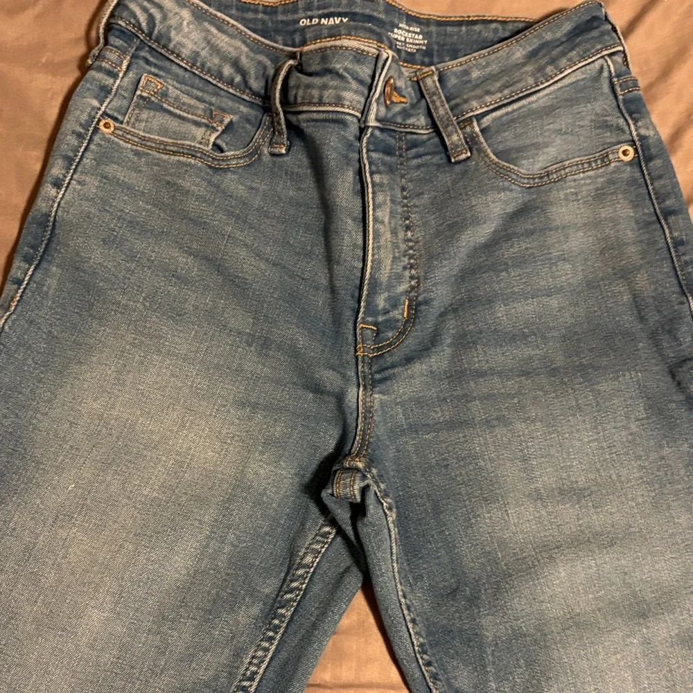 OLD NAVY High-Rise Rockstar Super Skinny Size 4 - Picture 3 of 9
